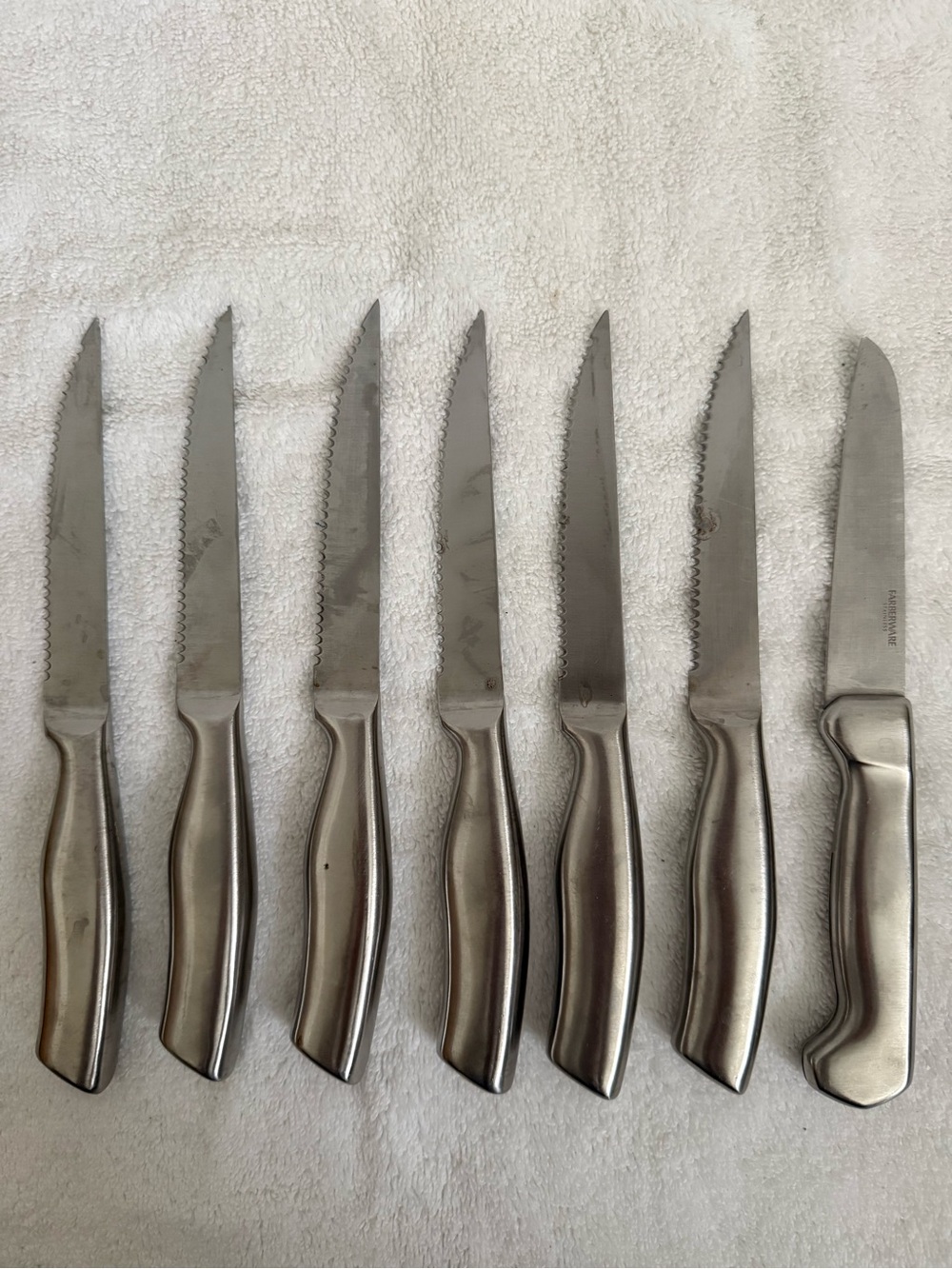Knife Block - Picture 3 of 3